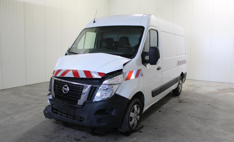 NISSAN INTERSTAR