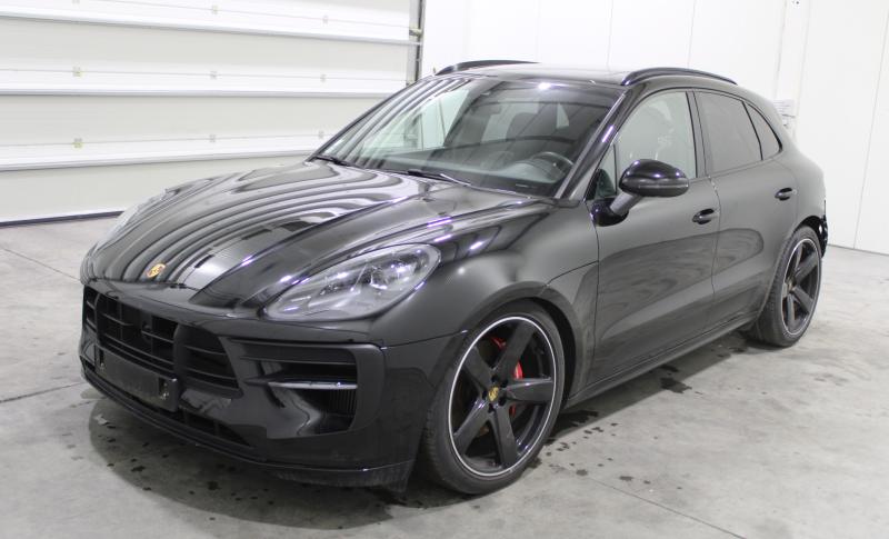 PORSCHE MACAN GTS