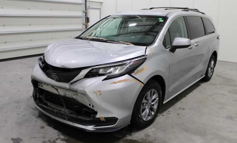 TOYOTA Sienna 8 PL
