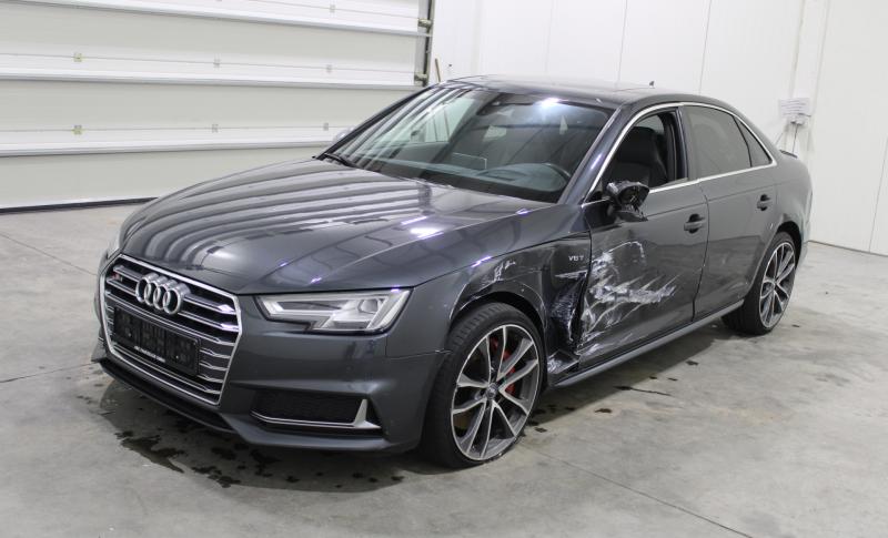 AUDI S4 AUTO