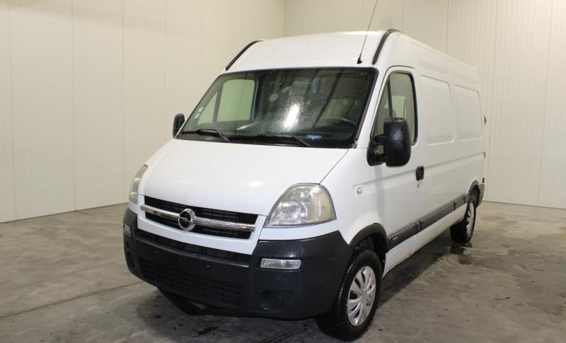 OPEL MOVANO MOTORSCHADE