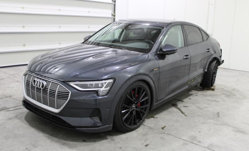 AUDI e-tron SPORTBACK 90 kwh