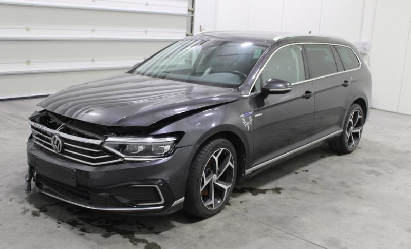 VW Passat GTE AUTO