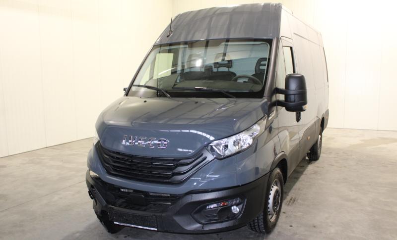 IVECO DAILY AUTO