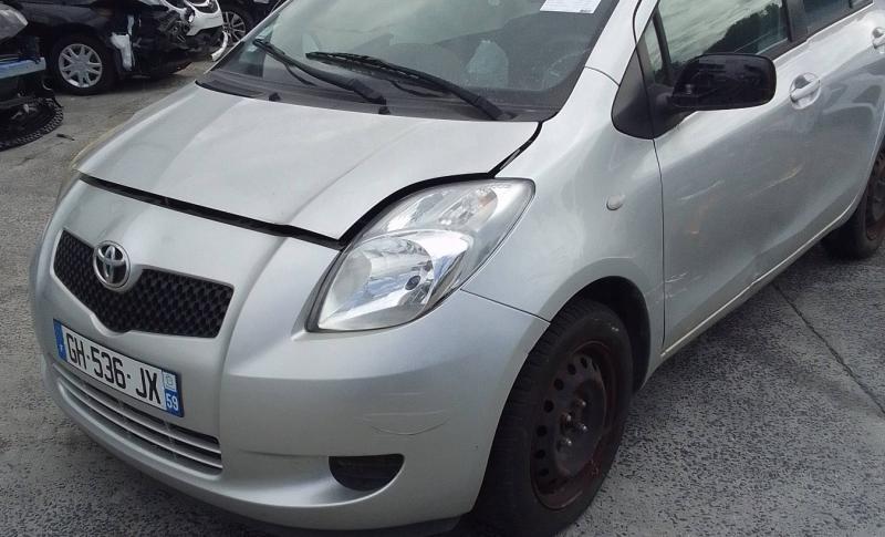 TOYOTA YARIS AUTO