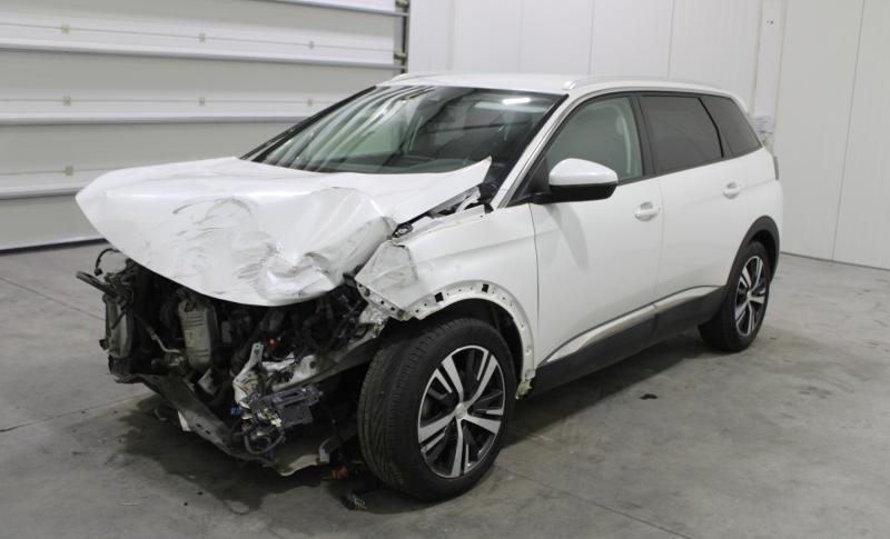 PEUGEOT 5008 AUTO