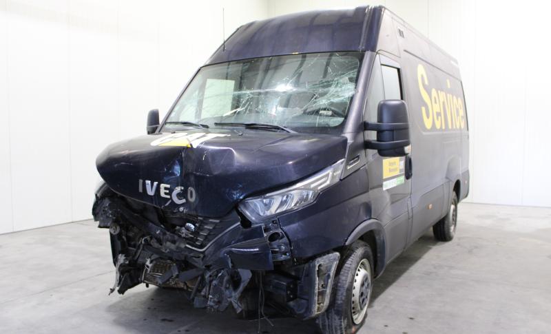 IVECO DAILY AUTO