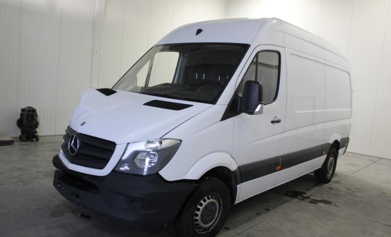 MERCEDES-BENZ SPRINTER
