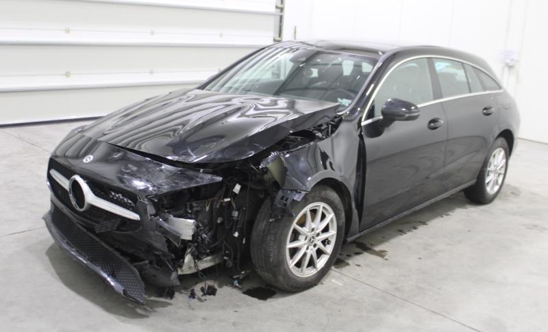 MERCEDES-BENZ CLA 180d AUTO