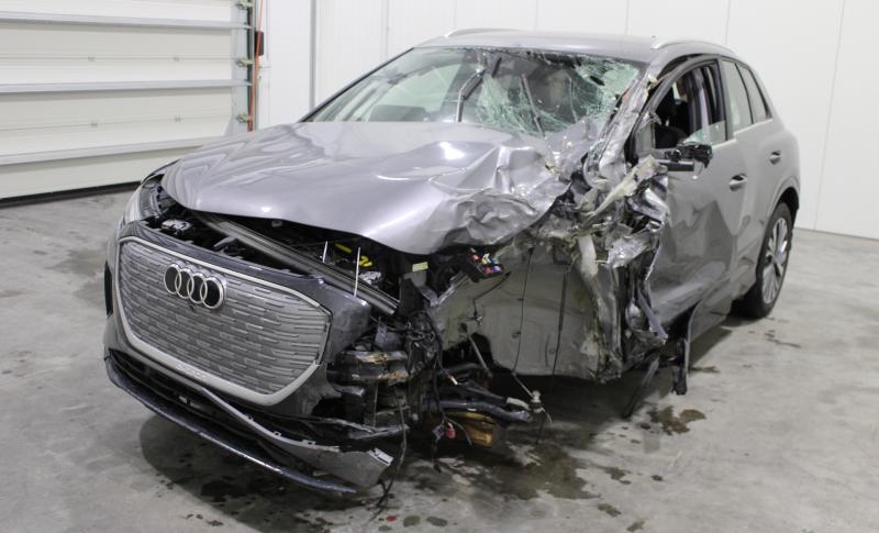 AUDI Q4 e-tron 83 kwh