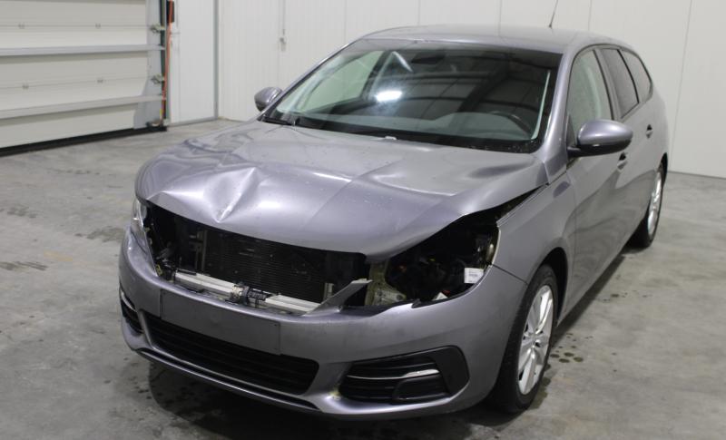 PEUGEOT 308 AUTO