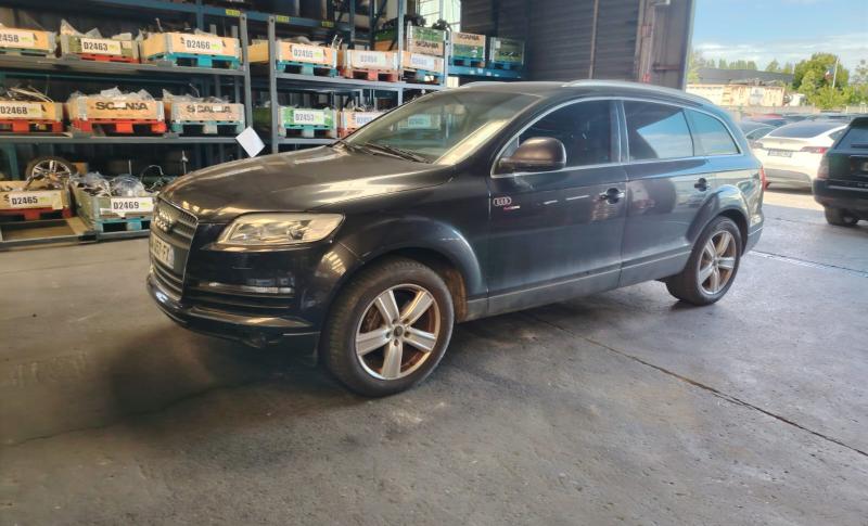 AUDI Q7 NO DAMAGE