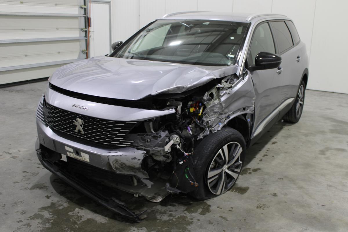 PEUGEOT 5008 7PL AUTOMATIC
