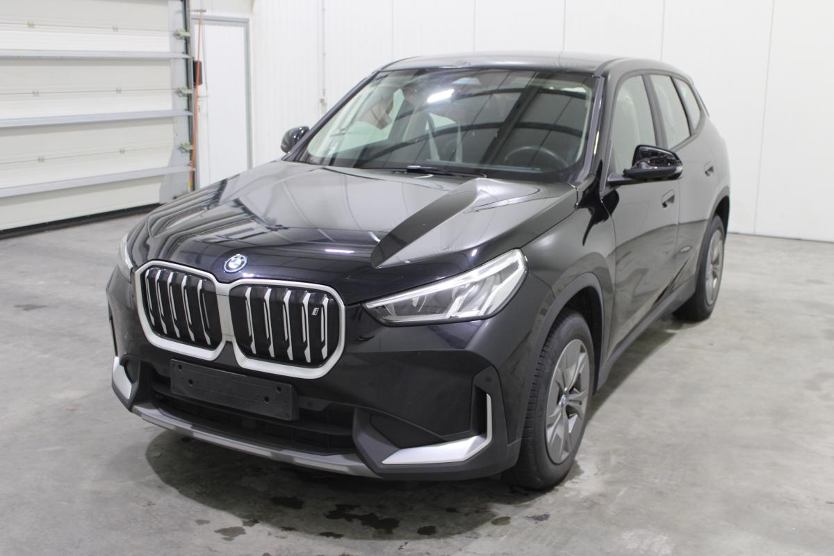 BMW iX1 xDrive30 AUTO