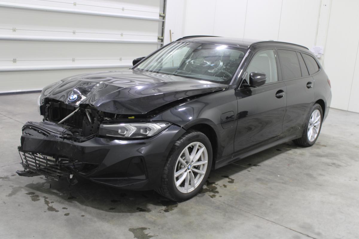 BMW 320e AUTO