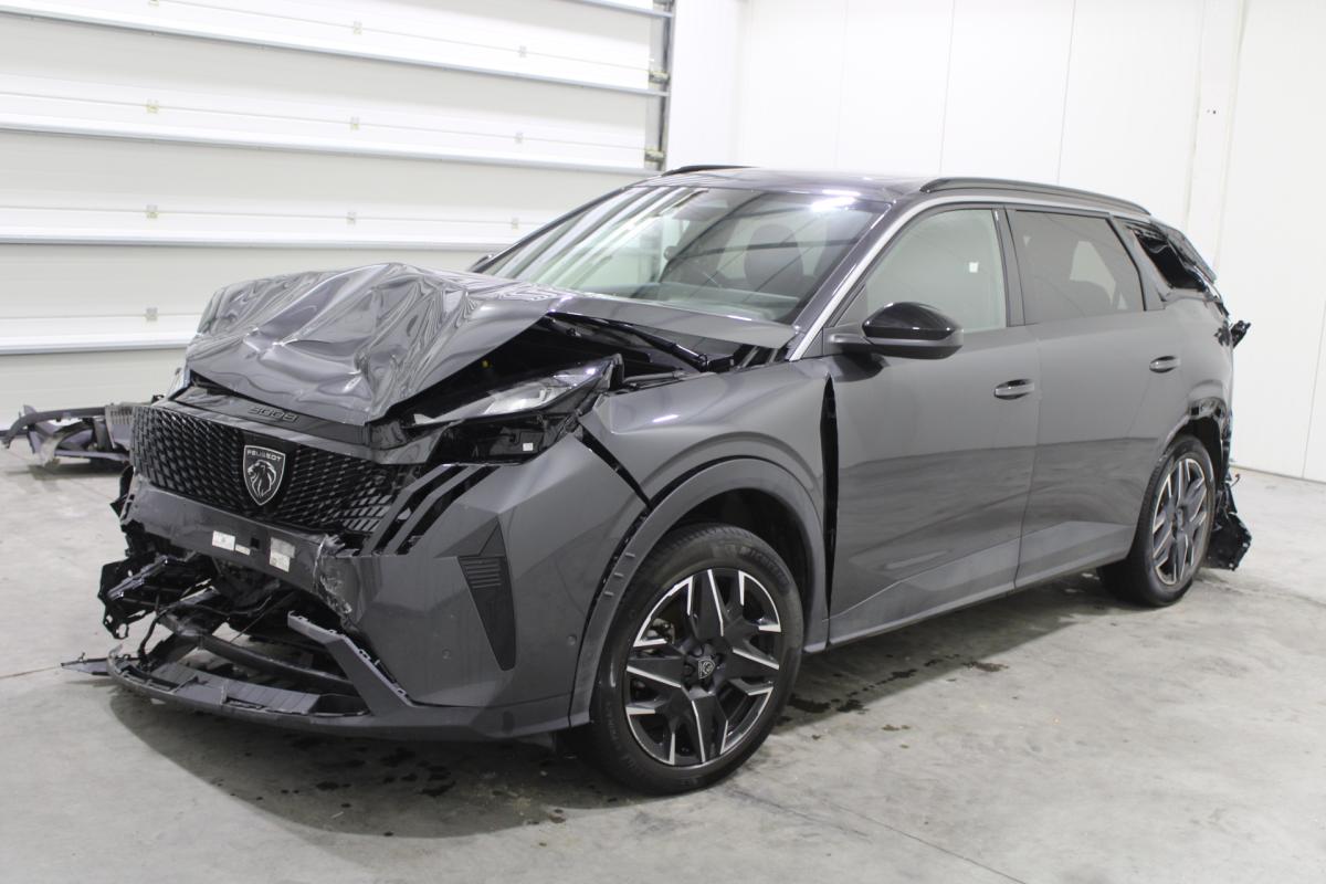 PEUGEOT 5008 AUTO 7 PL