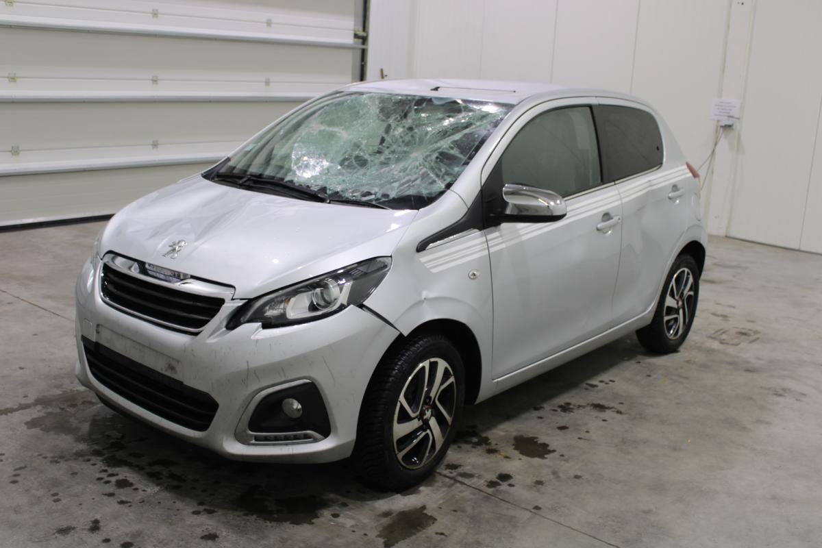 PEUGEOT 108