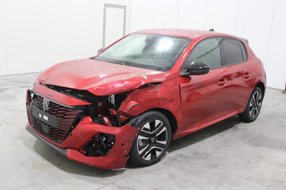 PEUGEOT 208 AUTO