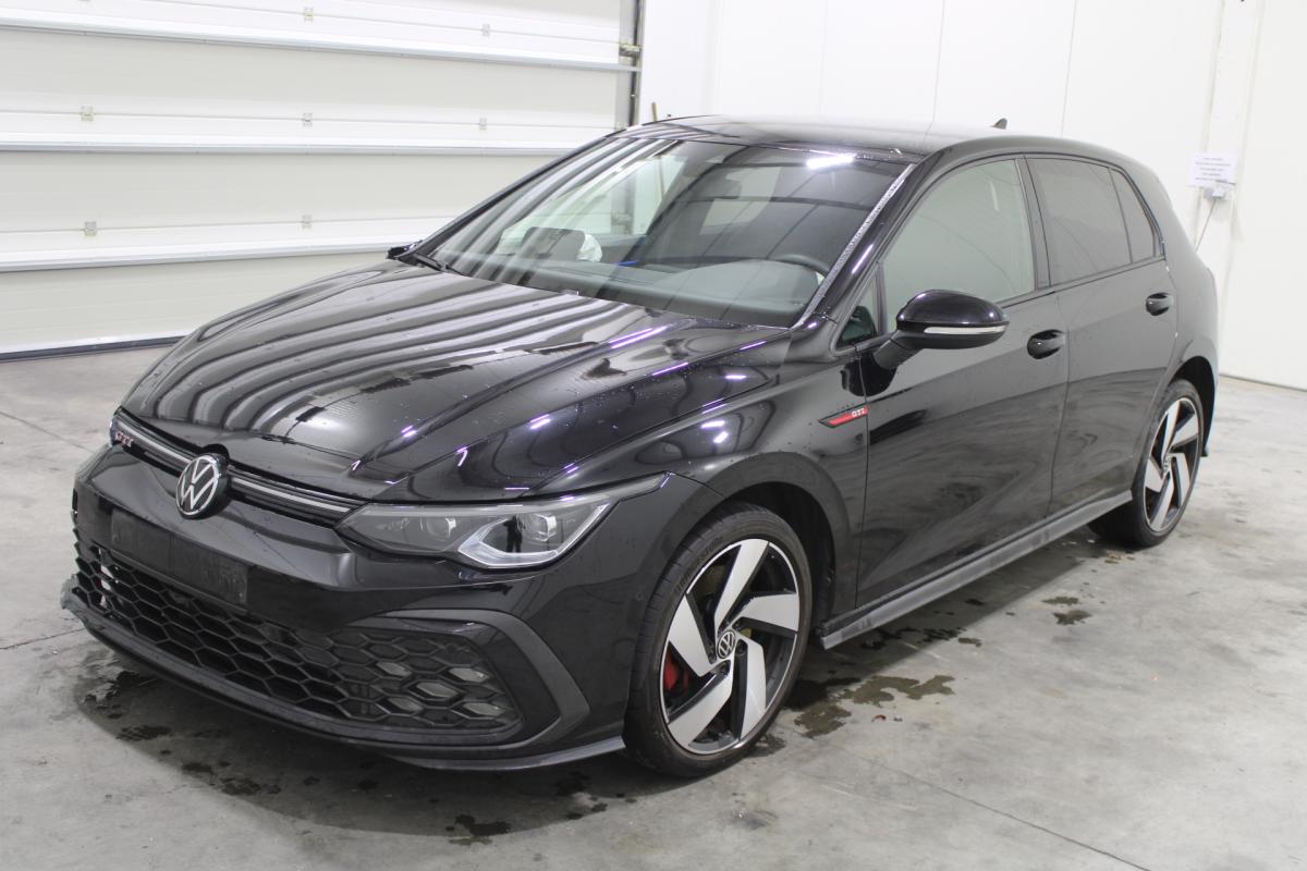 VW Golf GTI AUTO
